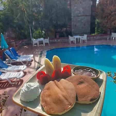 Near Lykia Way Oludeniz Pool Bed & Breakfast *